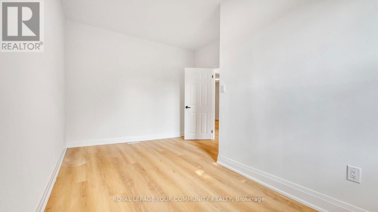 287 JARVIS STREET Image 25