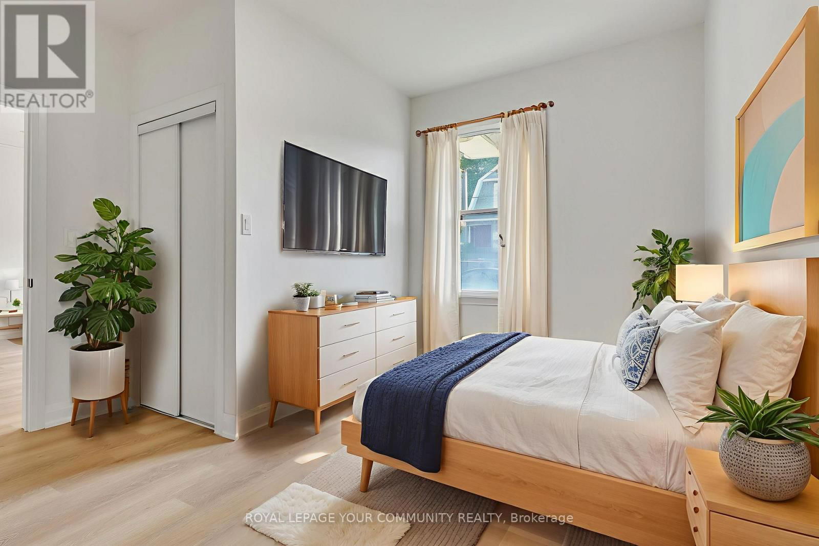 287 JARVIS STREET Image 8