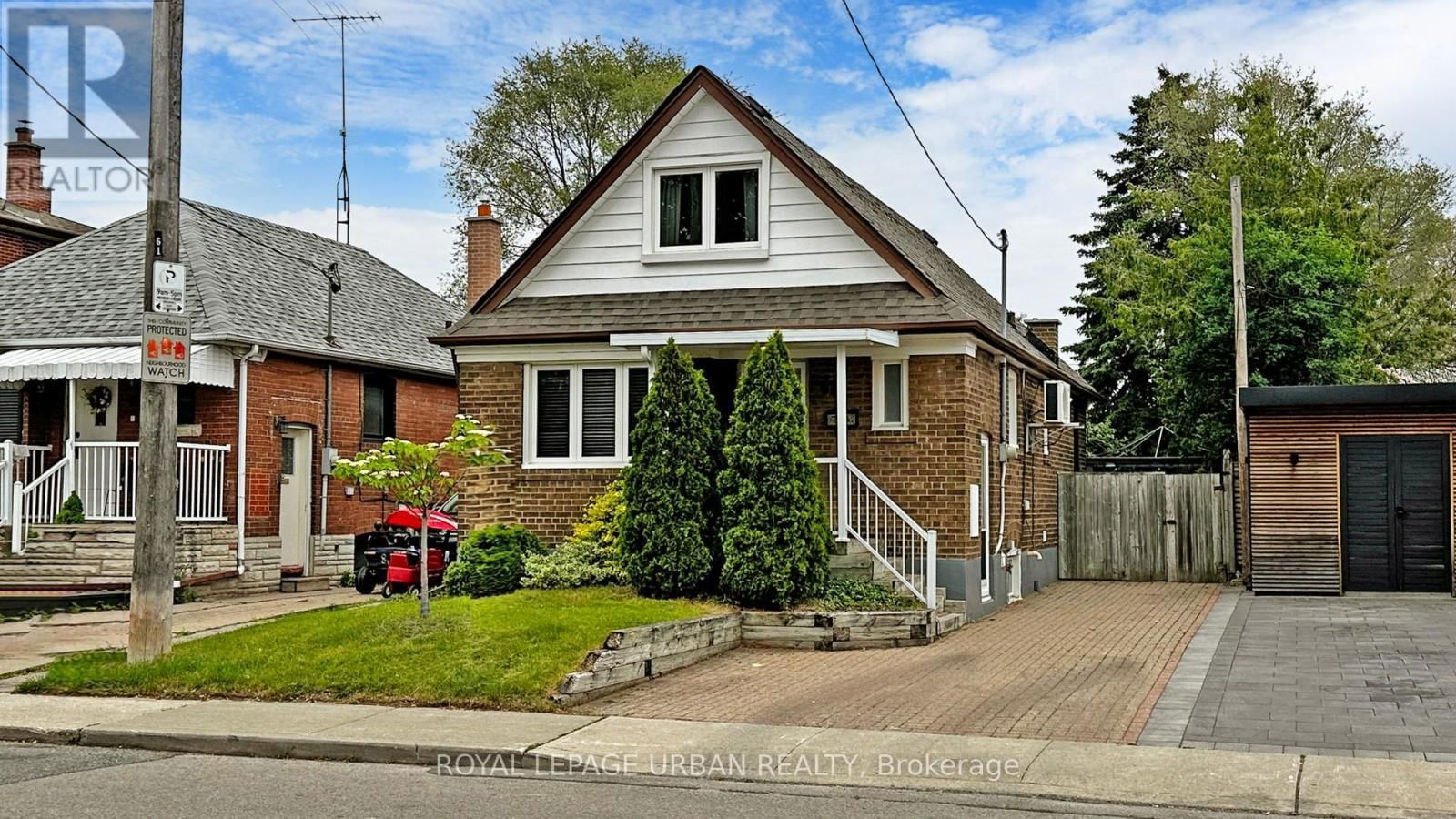 61 BINSWOOD AVENUE Image 1