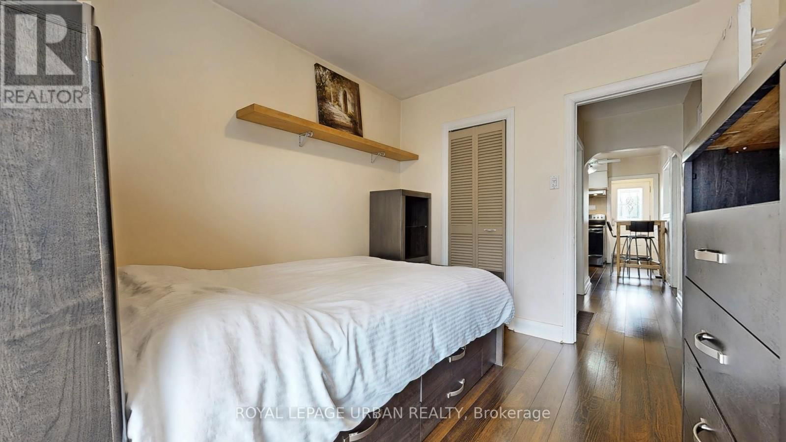 61 BINSWOOD AVENUE Image 17