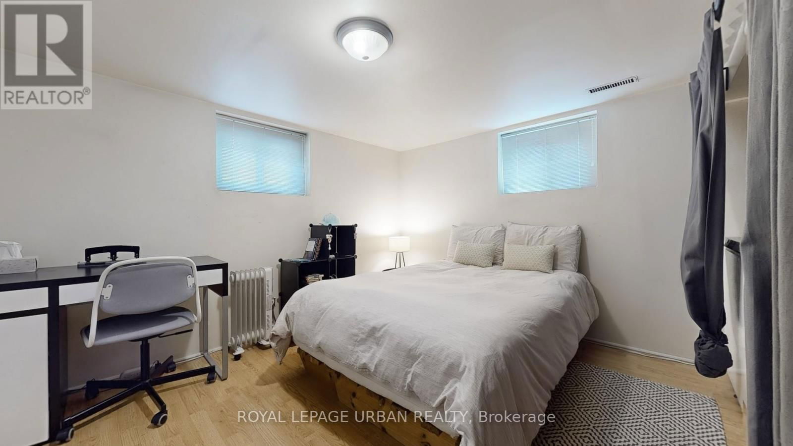 61 BINSWOOD AVENUE Image 28