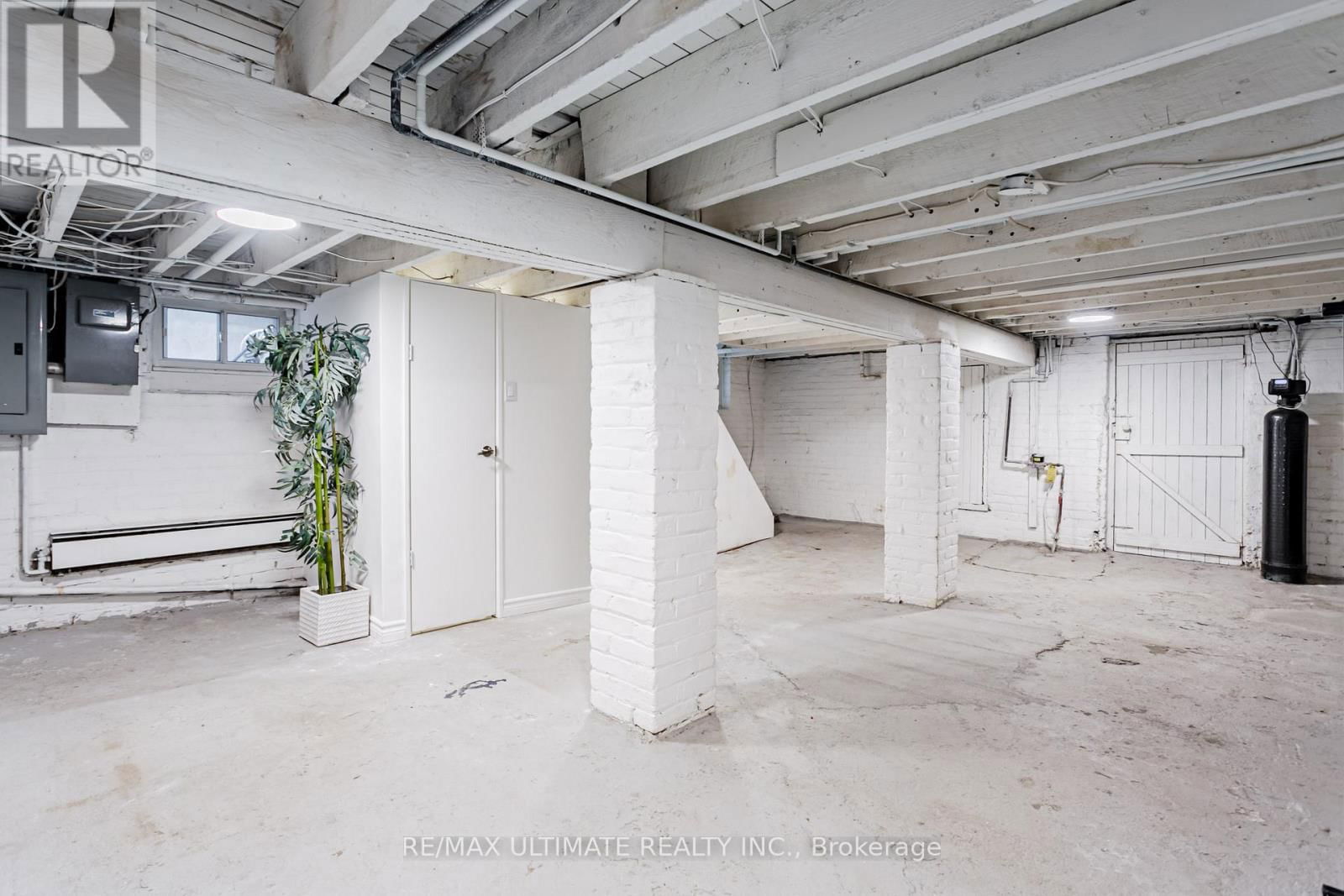 275 KENILWORTH AVENUE Image 43