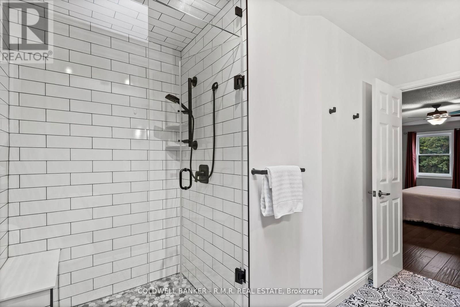 9 O'CONNOR DRIVE Image 24