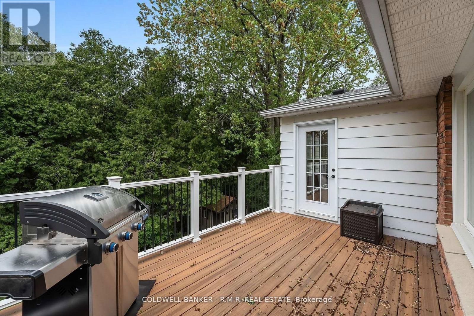 922 WYLDEWOOD DRIVE Image 12