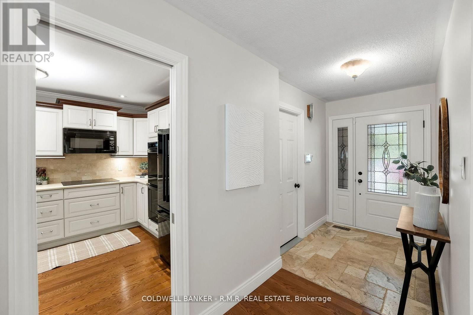 922 WYLDEWOOD DRIVE Image 4