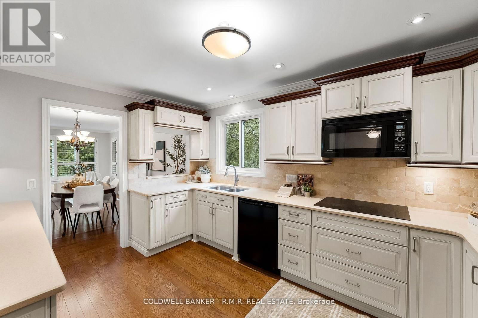 922 WYLDEWOOD DRIVE Image 7