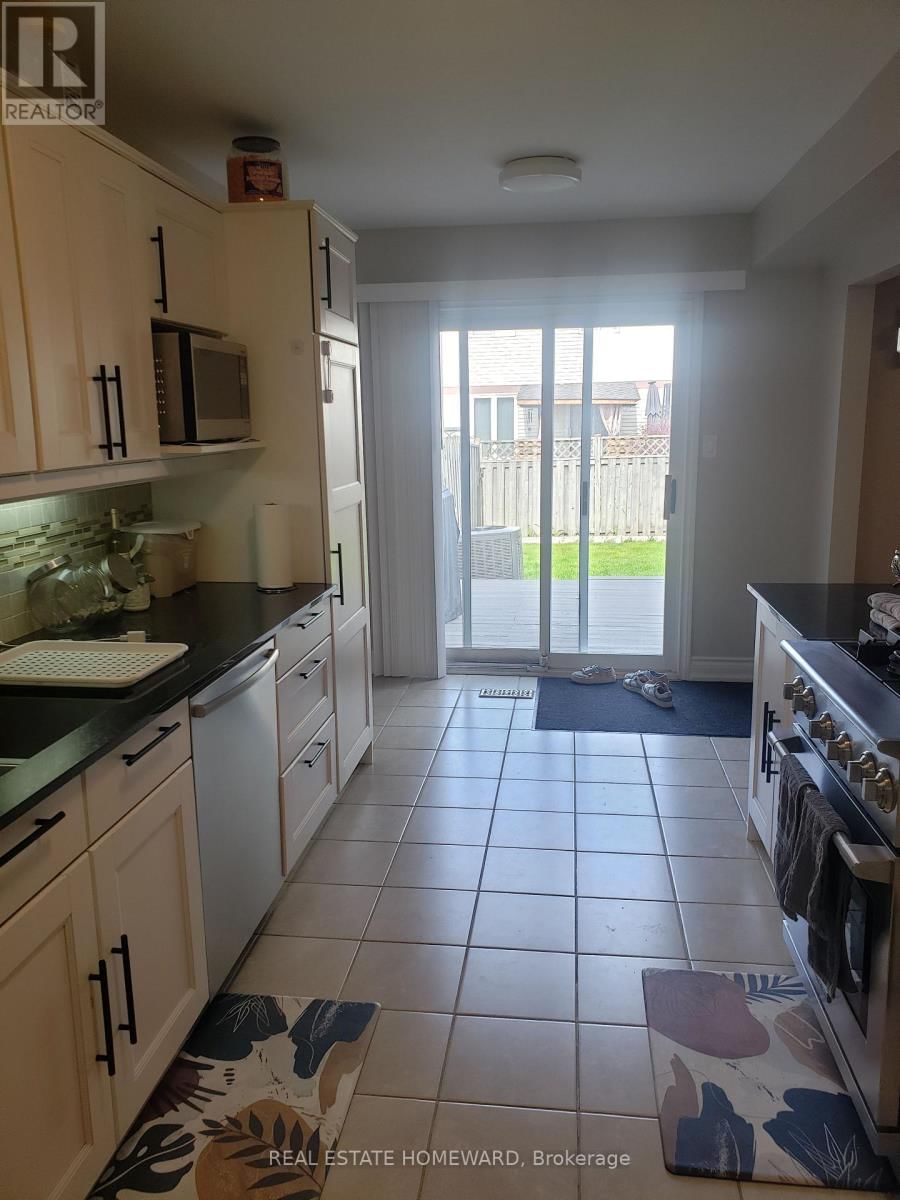 551 DORCHESTER DRIVE Image 17