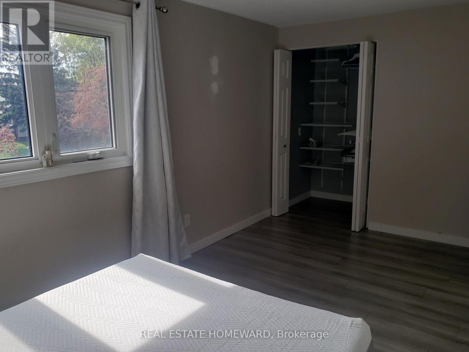 551 DORCHESTER DRIVE Image 3