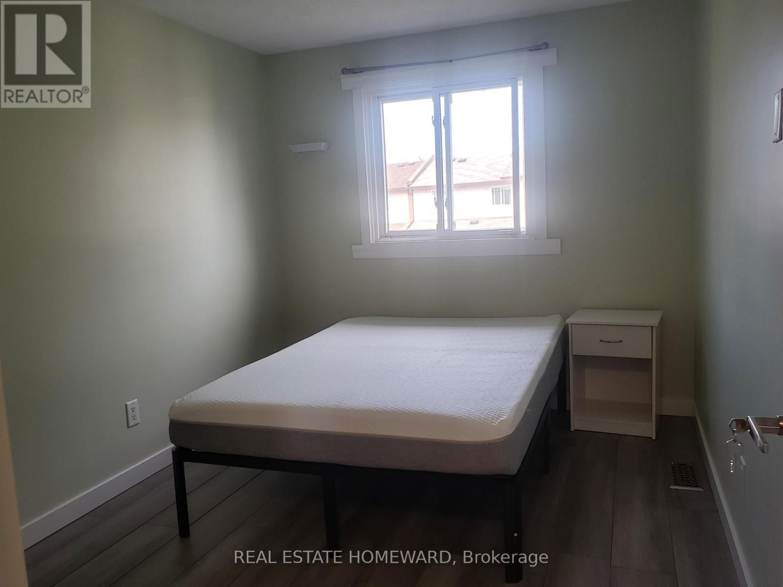551 DORCHESTER DRIVE Image 4
