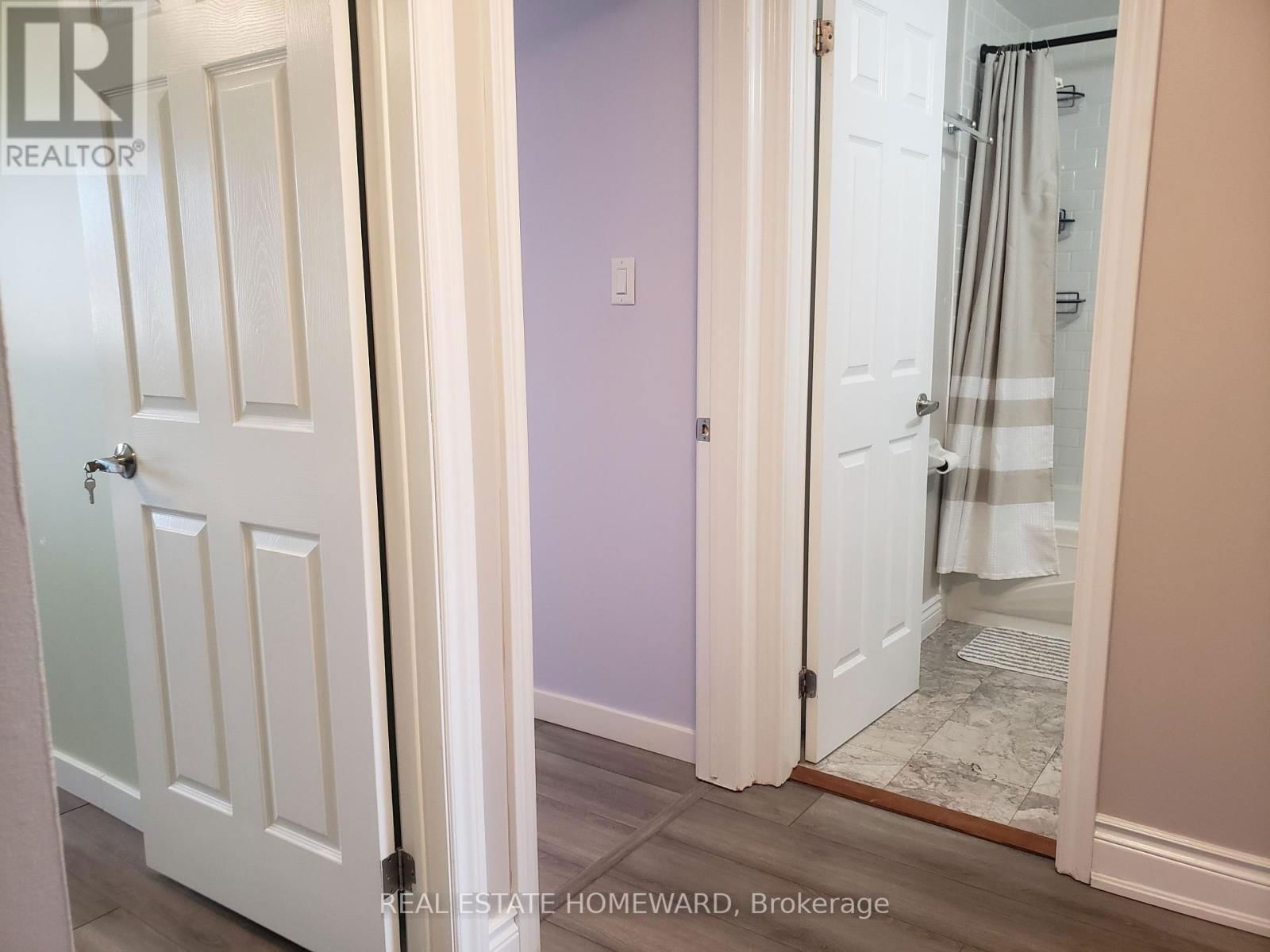 551 DORCHESTER DRIVE Image 8