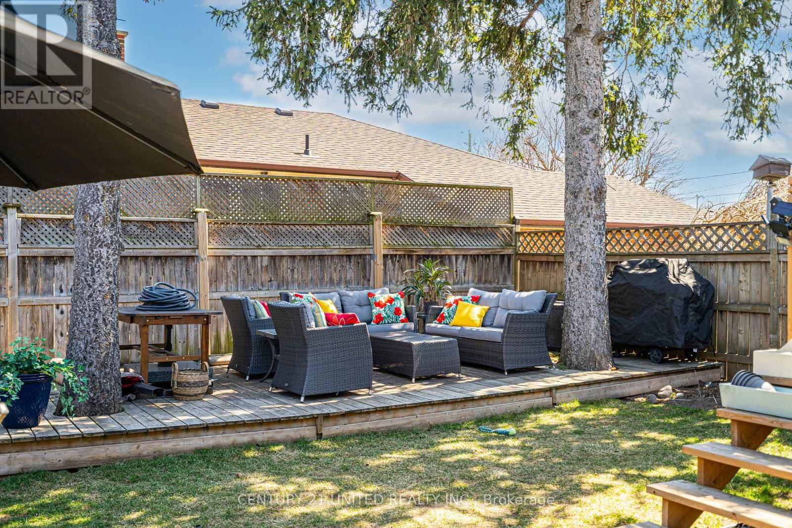 243 LUPIN DRIVE Image 27