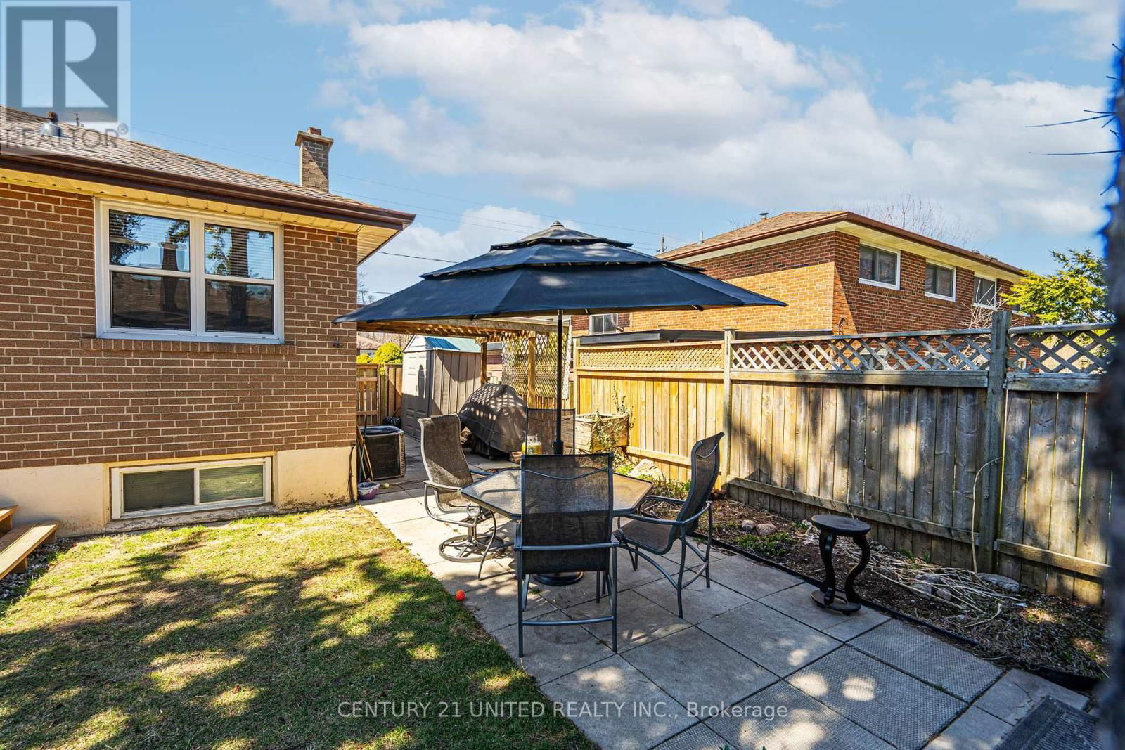 243 LUPIN DRIVE Image 29