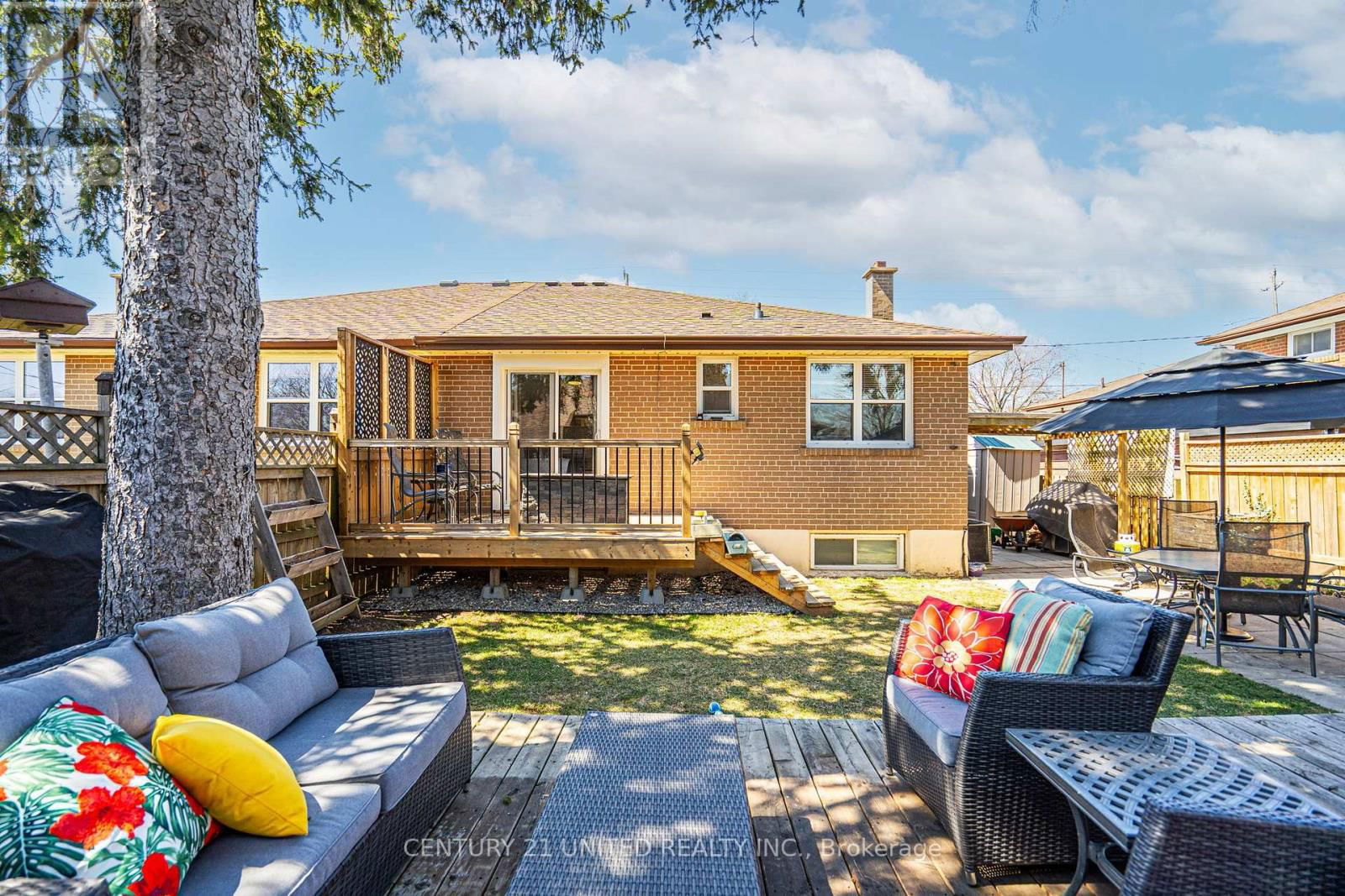 243 LUPIN DRIVE Image 30