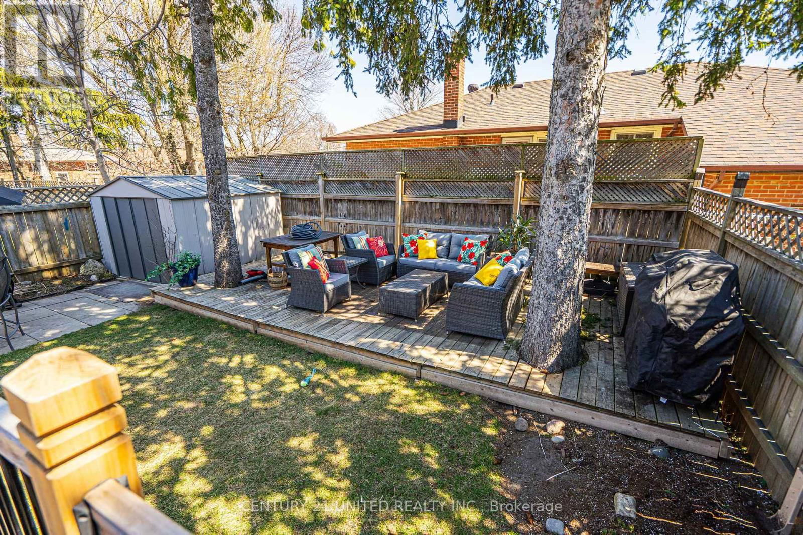 243 LUPIN DRIVE Image 32