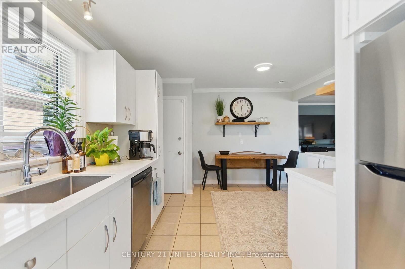 243 LUPIN DRIVE Image 5
