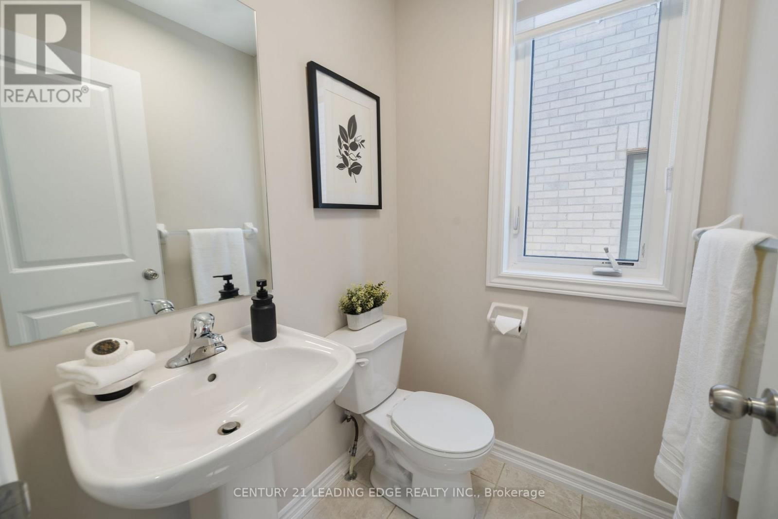 56 PRIORY DRIVE Image 15