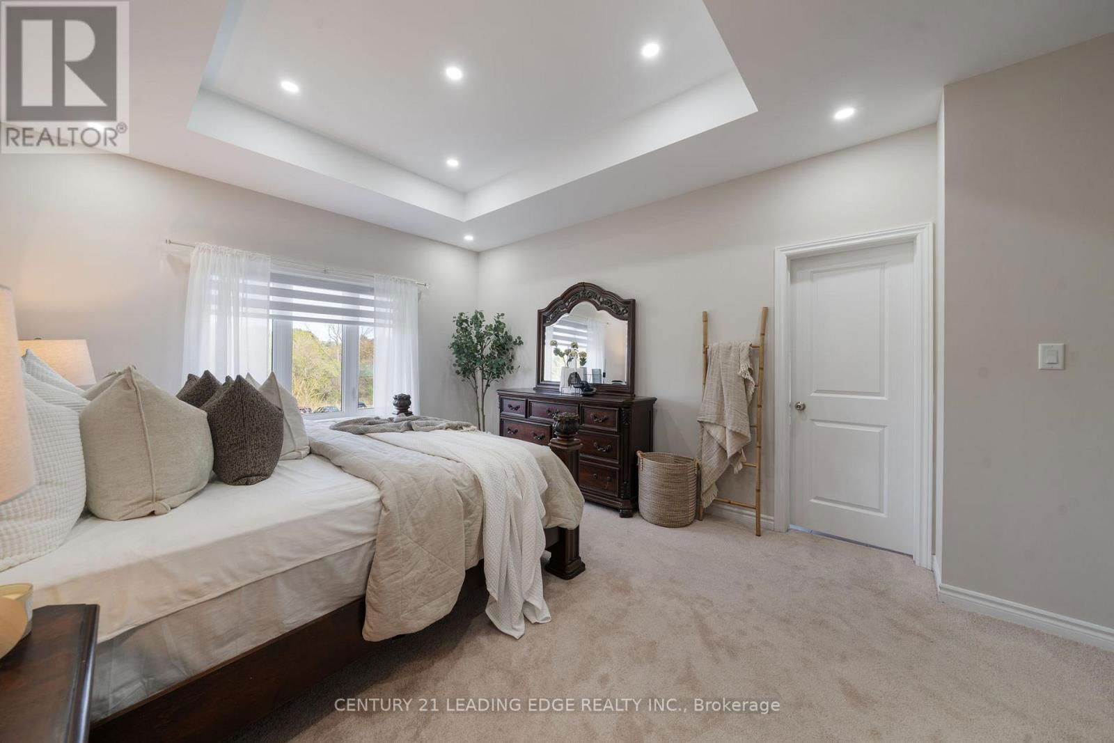 56 PRIORY DRIVE Image 19