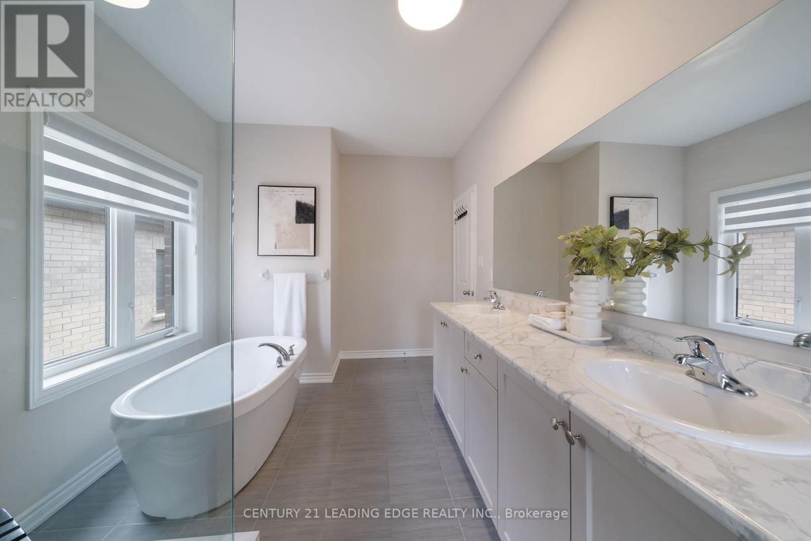 56 PRIORY DRIVE Image 22
