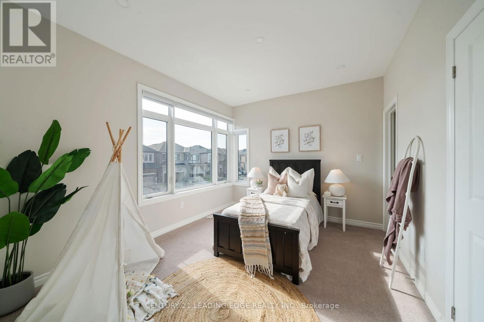 56 PRIORY DRIVE Image 24