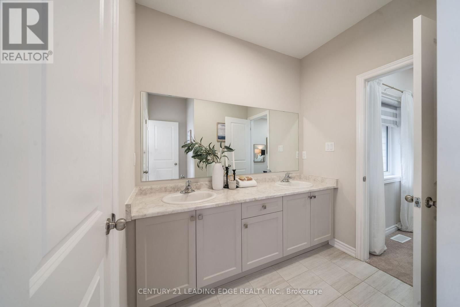 56 PRIORY DRIVE Image 26