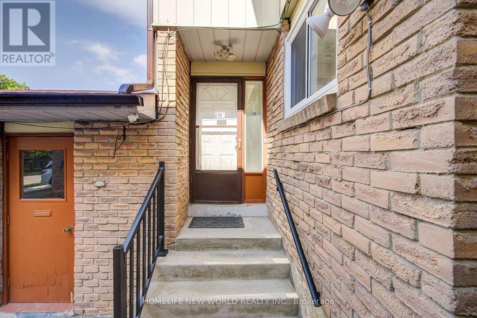 29 PUMA DRIVE Image 3