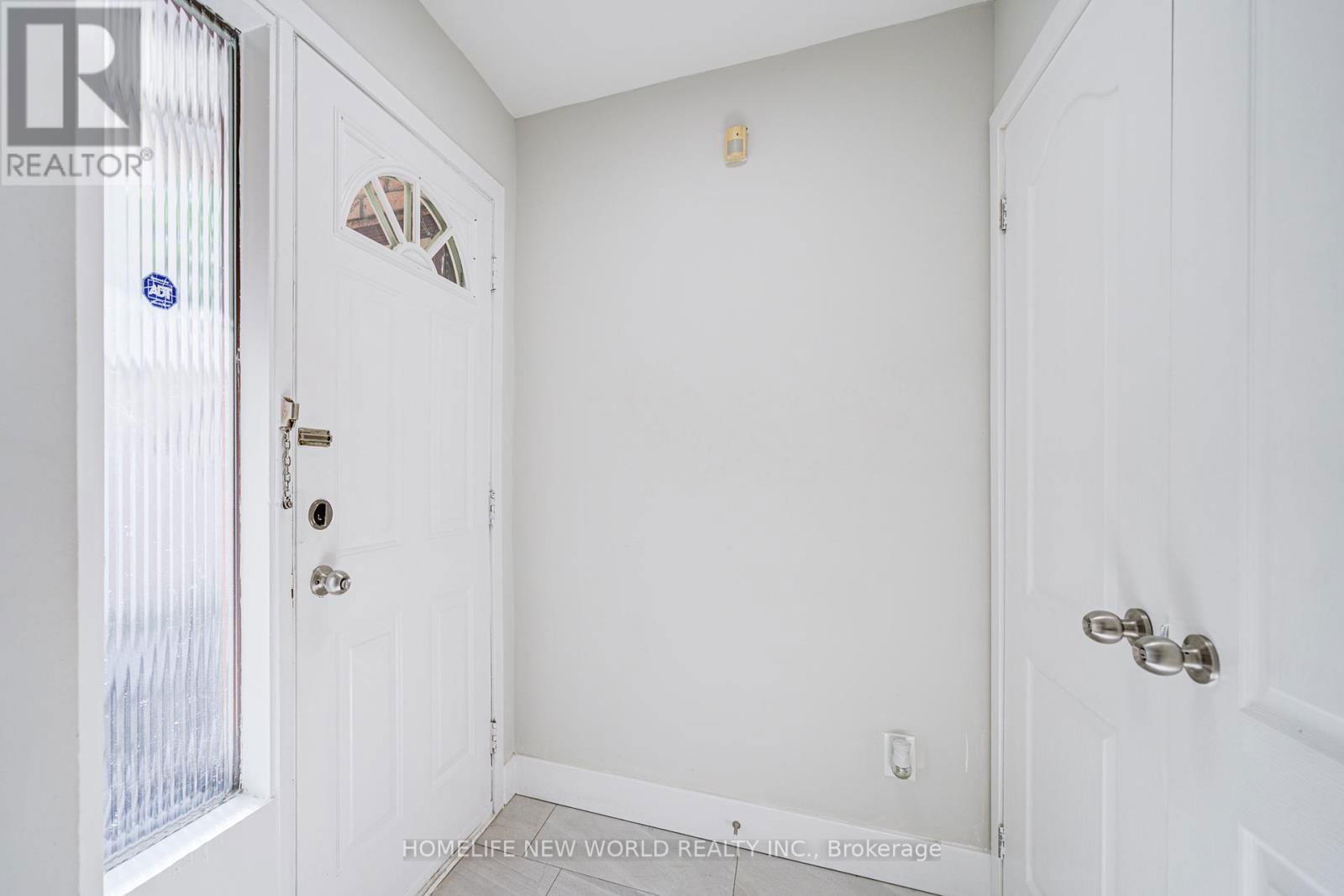 29 PUMA DRIVE Image 4