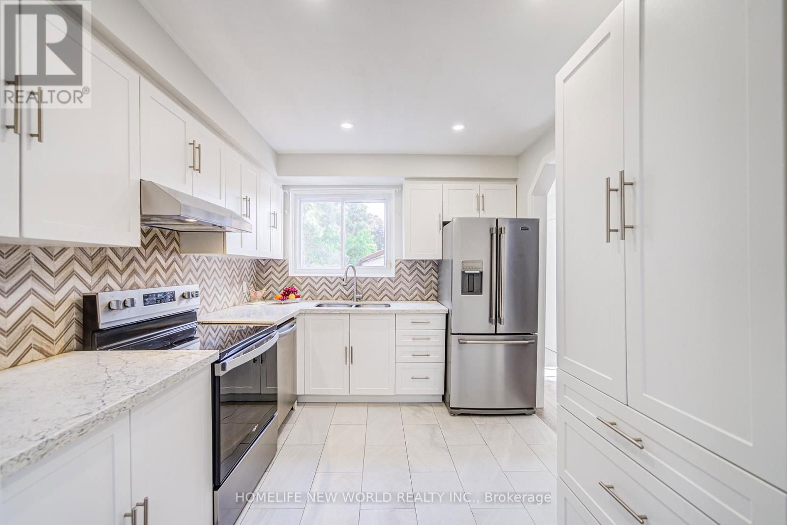 29 PUMA DRIVE Image 9