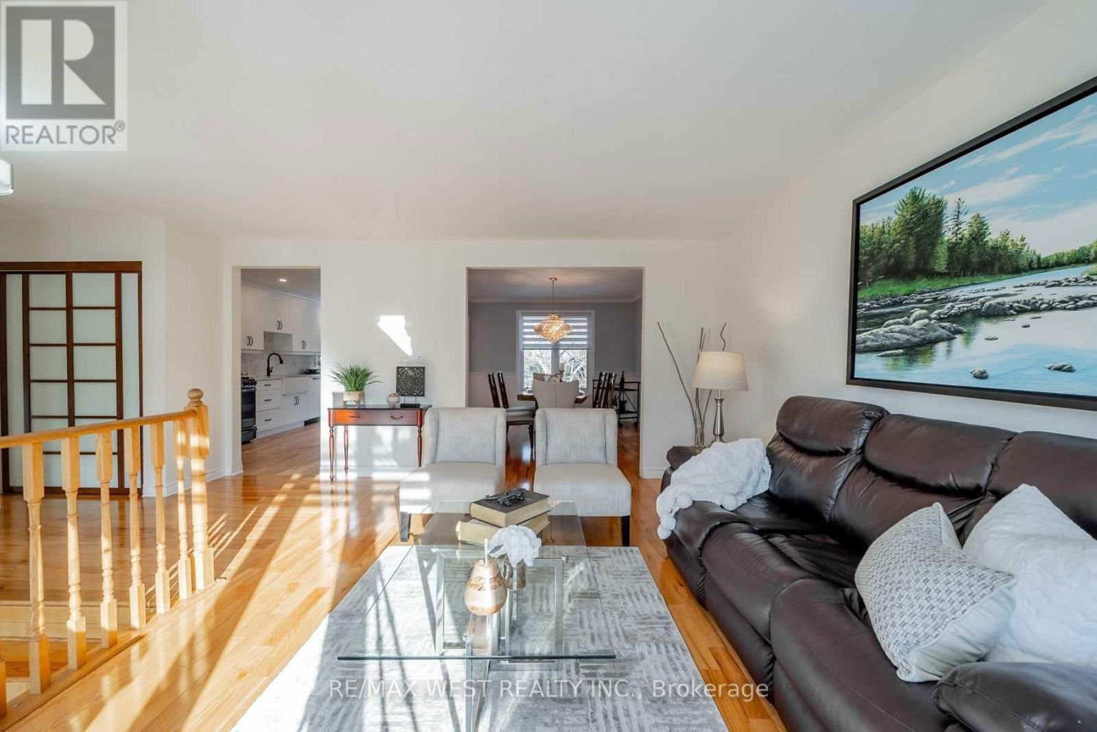 Main Fl - 23 BRUNTSFIELD STREET Image 4