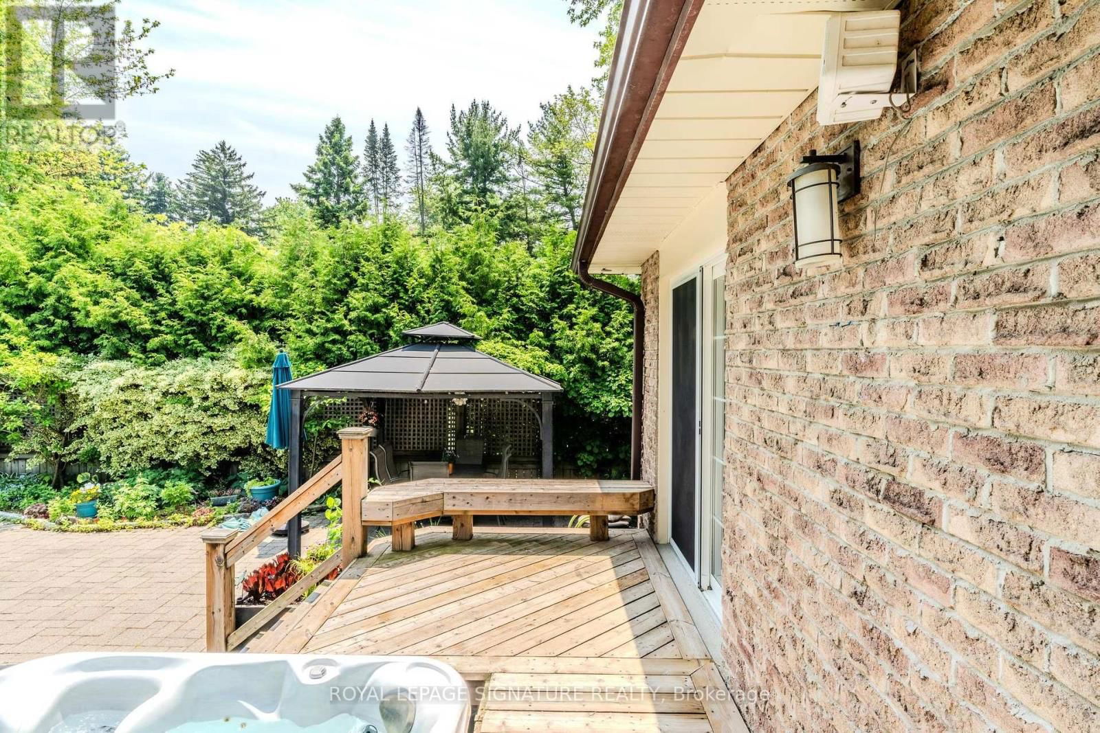 1425 OLD FOREST ROAD Image 37