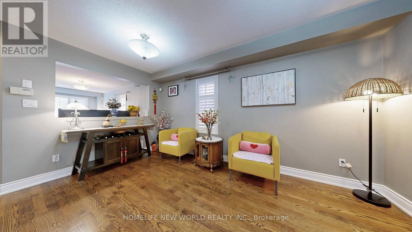 33 TASKER CRESCENT Image 3