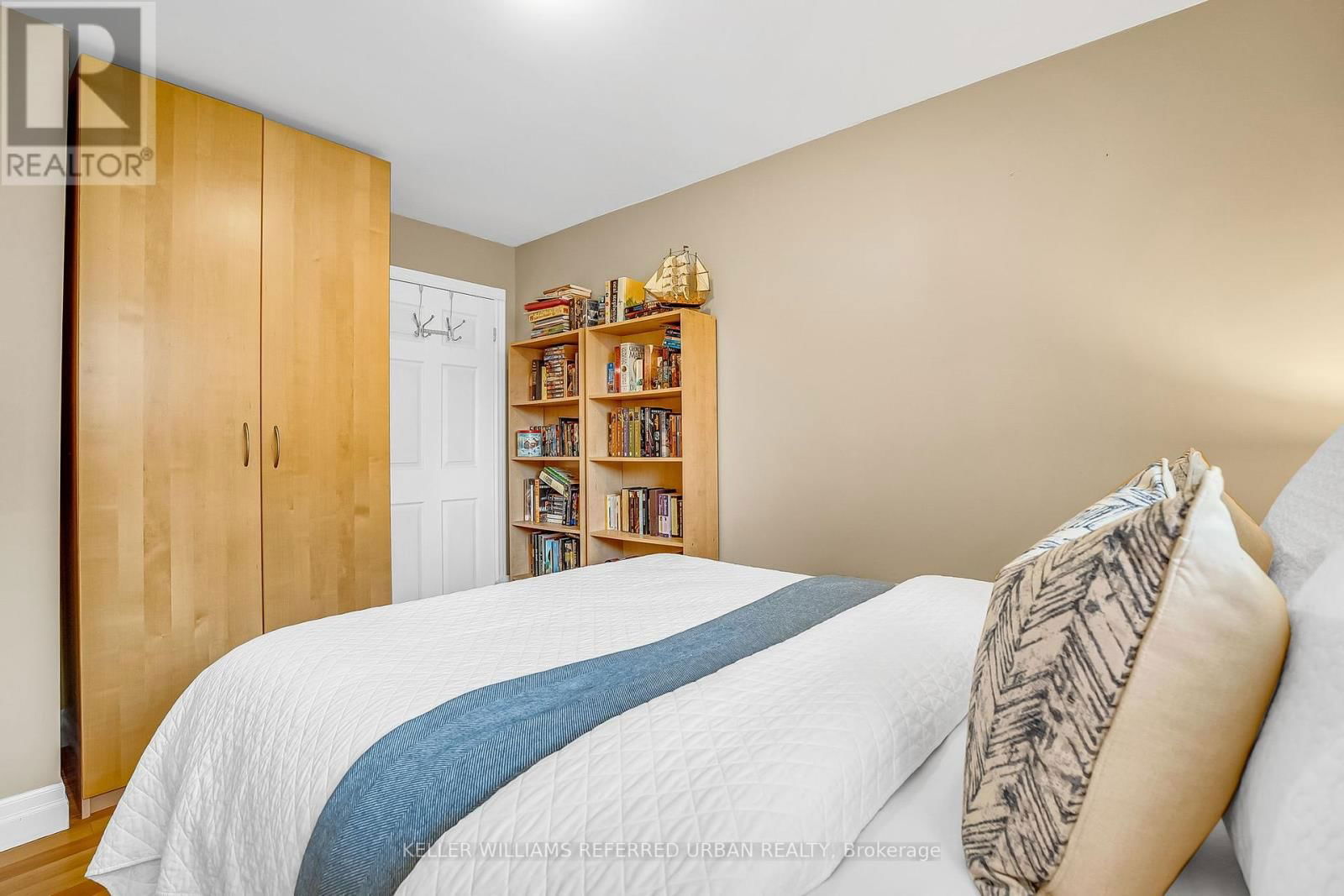 5 DONORA DRIVE Image 30