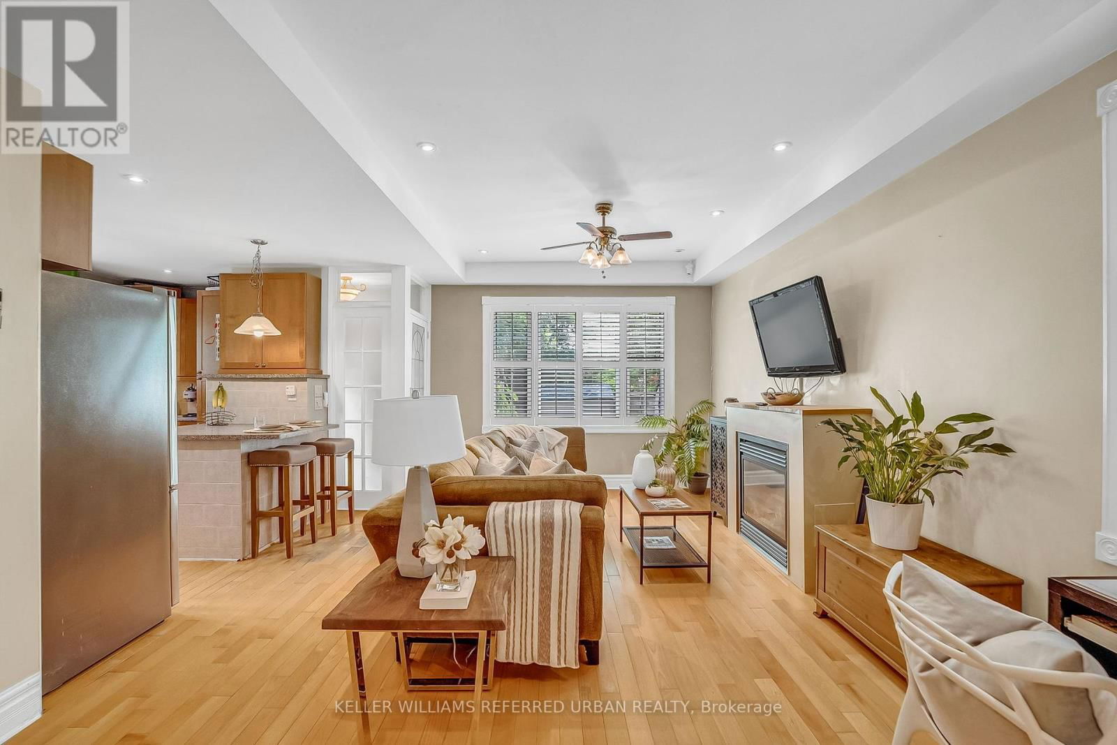 5 DONORA DRIVE Image 8