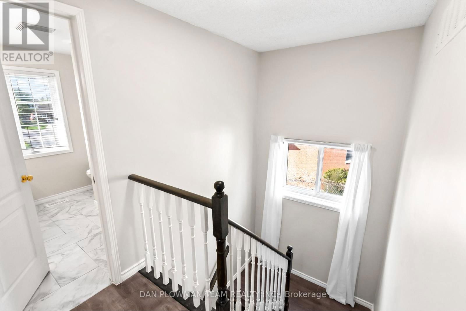 29 BARRON COURT Image 16
