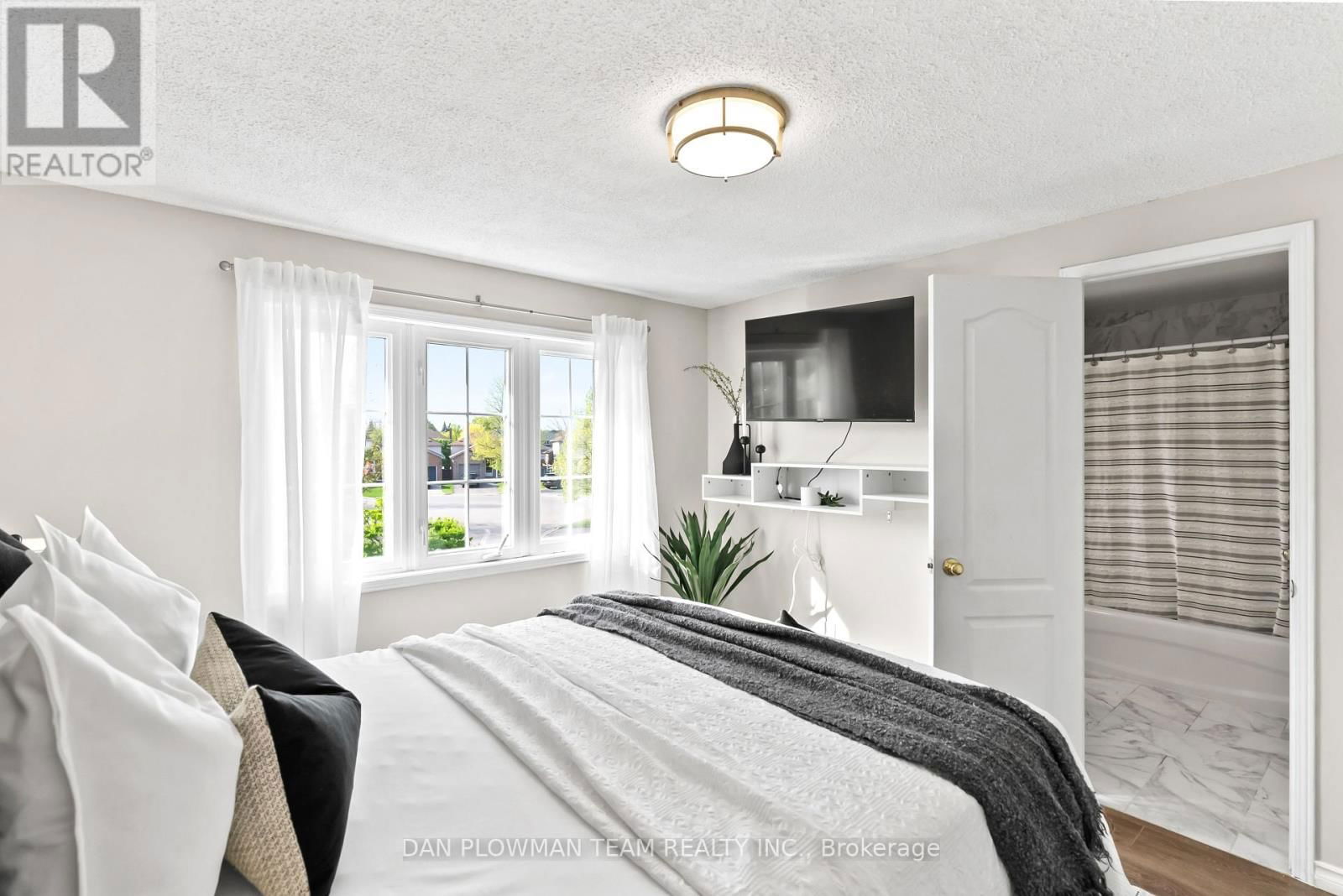 29 BARRON COURT Image 18