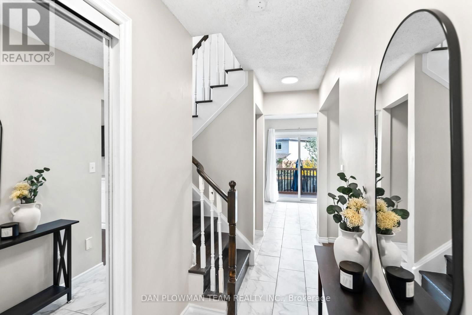29 BARRON COURT Image 3