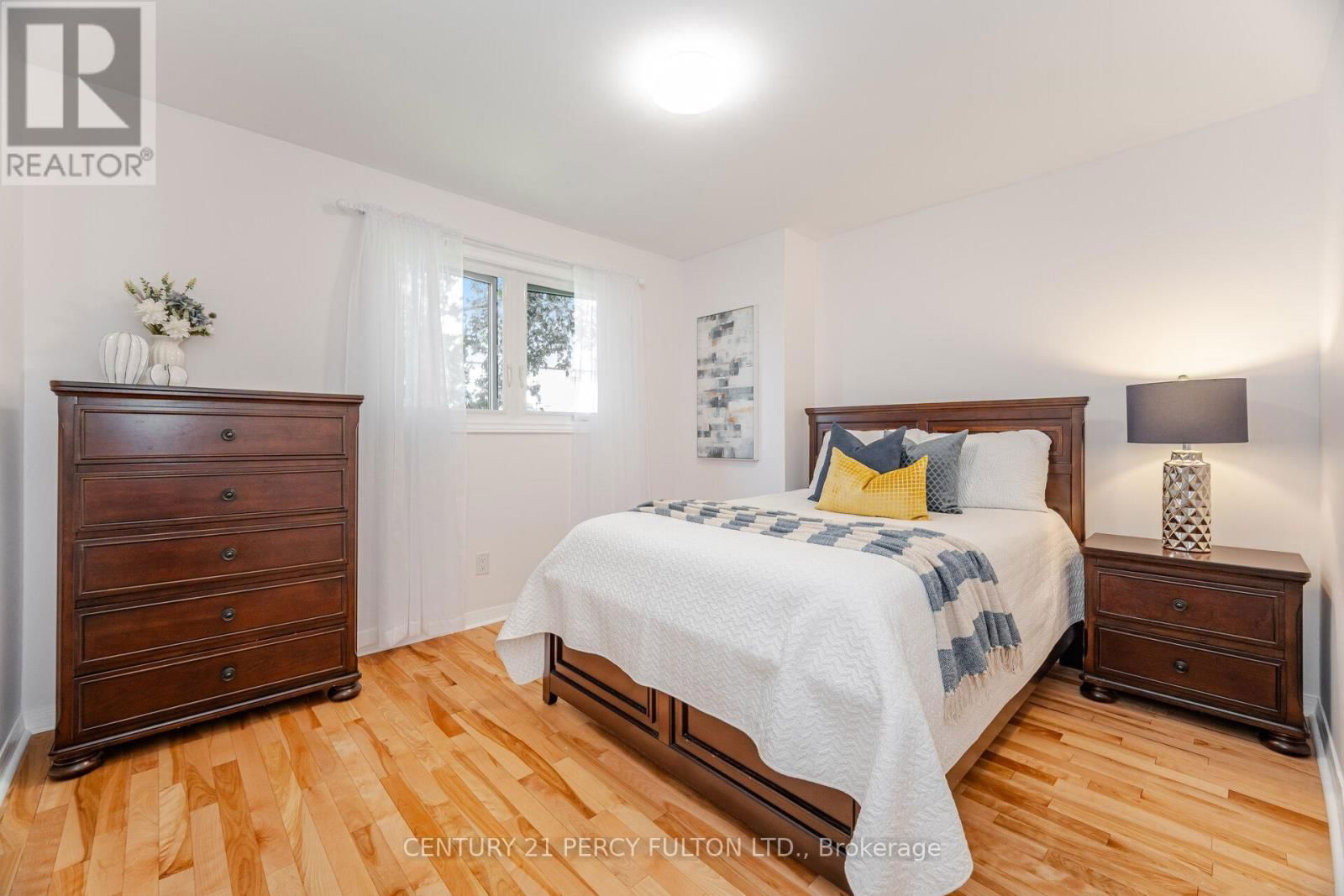 541 CREEKVIEW CIRCLE Image 23