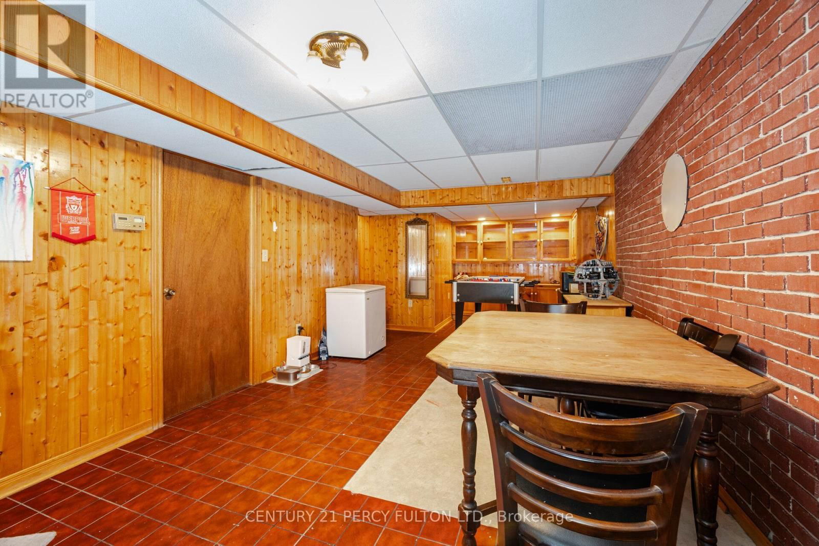 541 CREEKVIEW CIRCLE Image 29