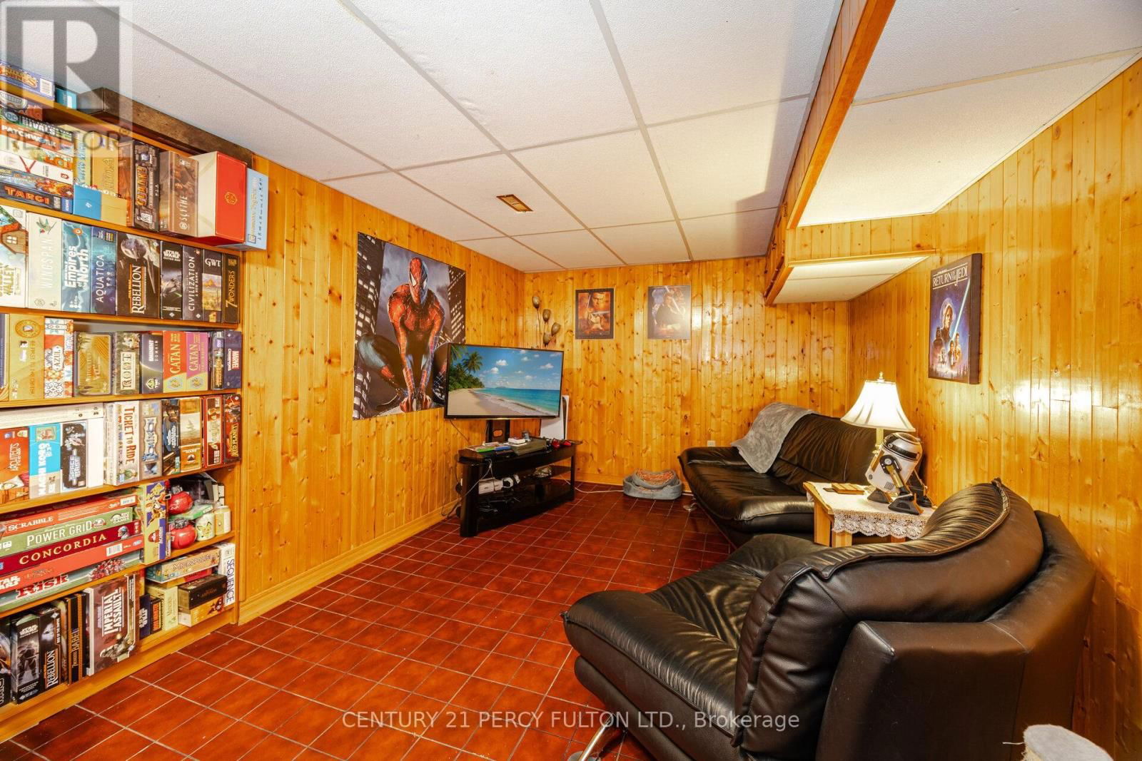 541 CREEKVIEW CIRCLE Image 31