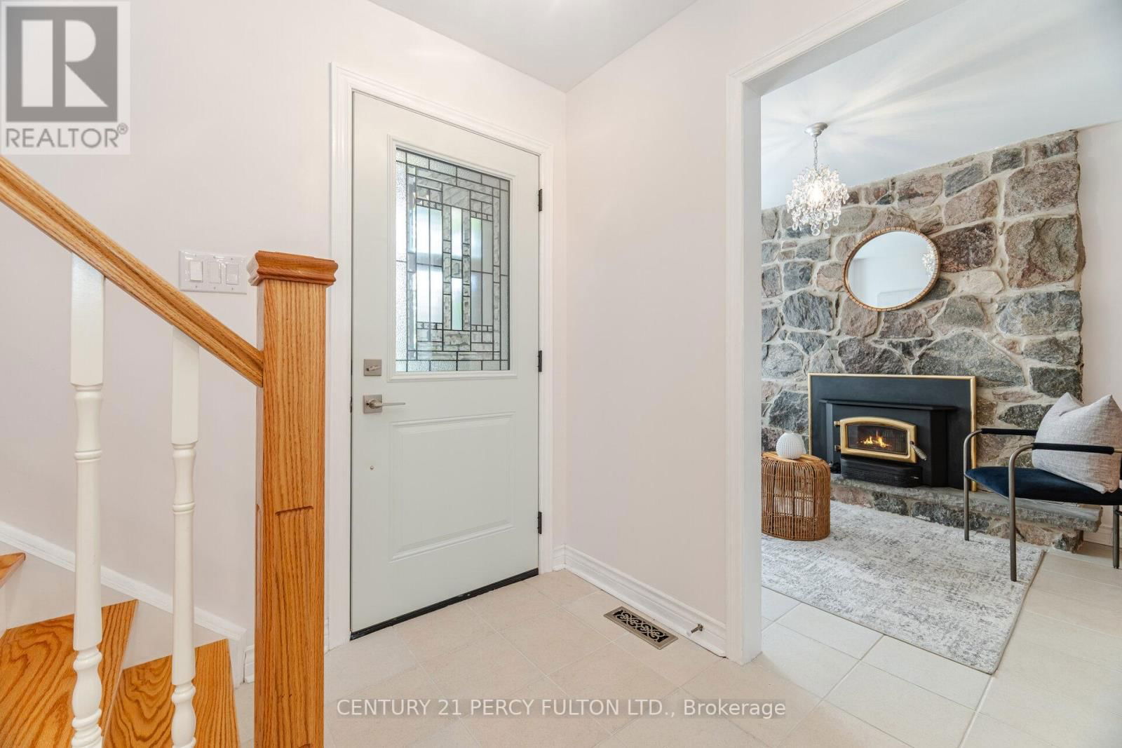 541 CREEKVIEW CIRCLE Image 4