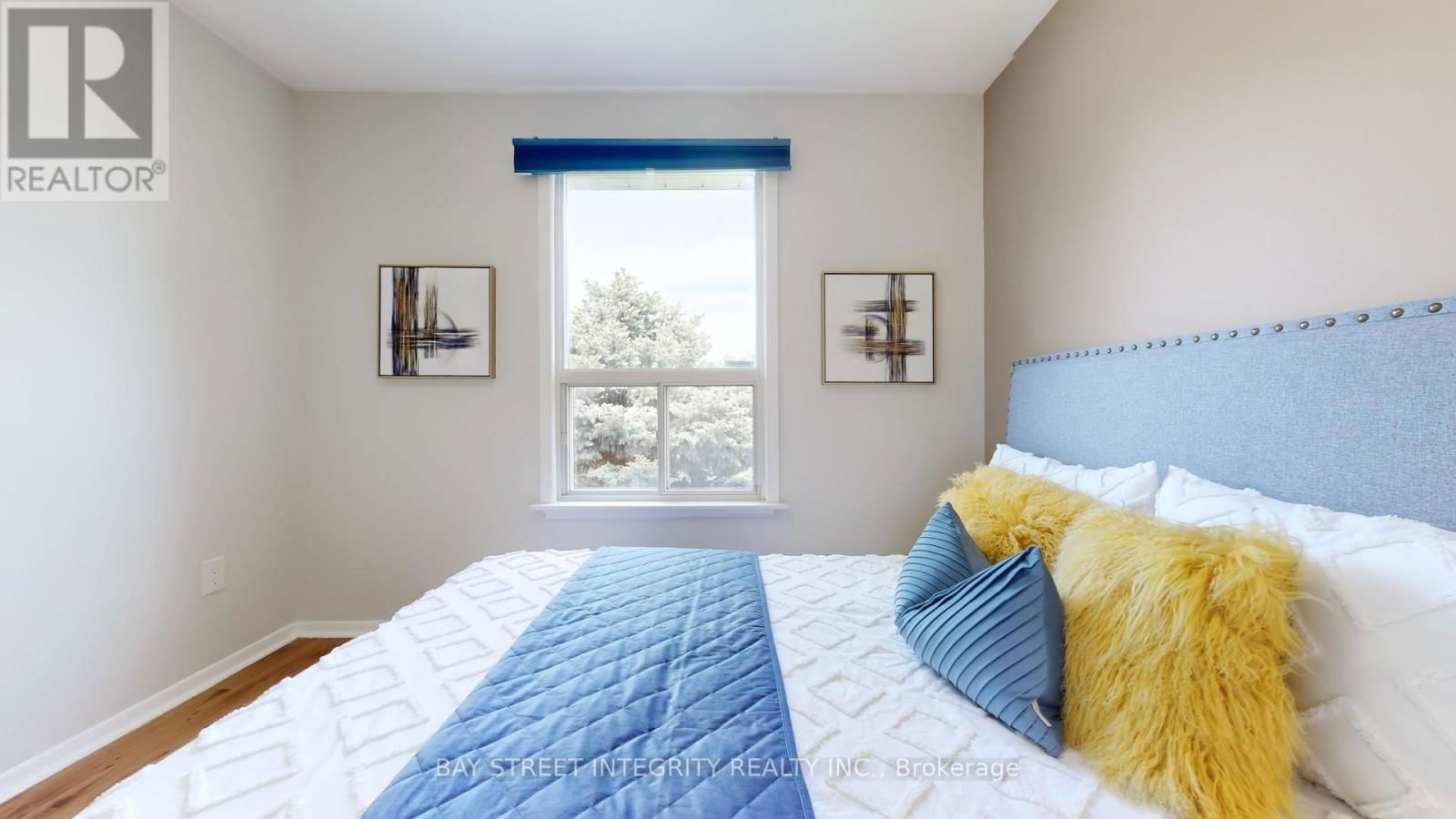 6 QUEENSCOURT DRIVE Image 18