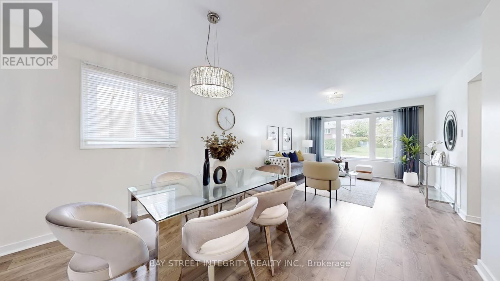 6 QUEENSCOURT DRIVE Image 3