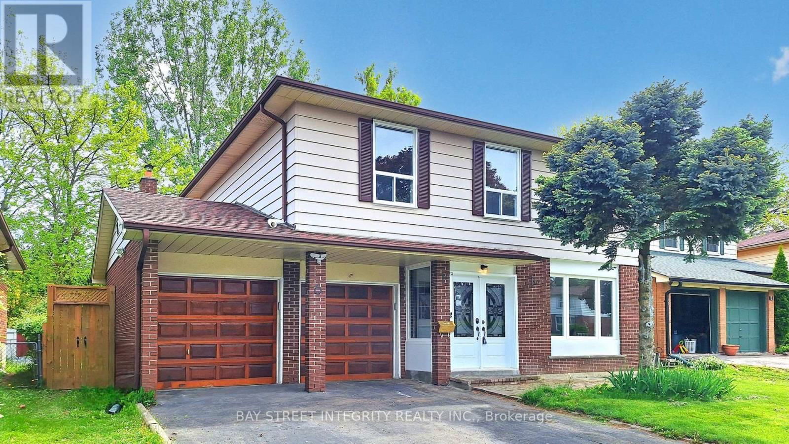 6 QUEENSCOURT DRIVE Image 30