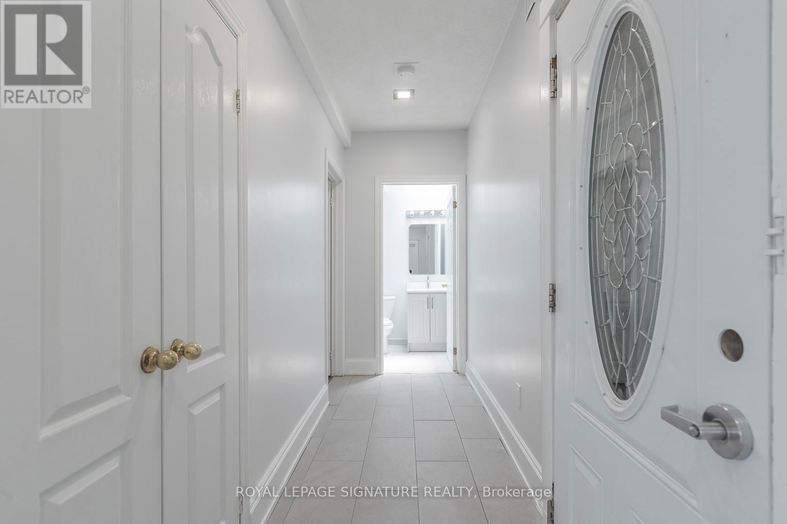 A - 2161 DANFORTH AVENUE Image 19