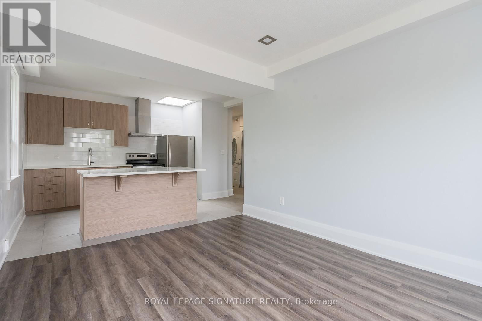 A - 2161 DANFORTH AVENUE Image 7