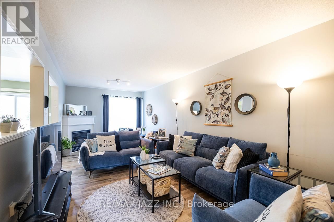 80 BARRISTER AVENUE Image 17