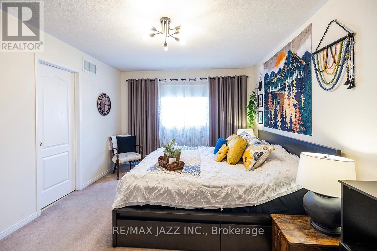 80 BARRISTER AVENUE Image 22