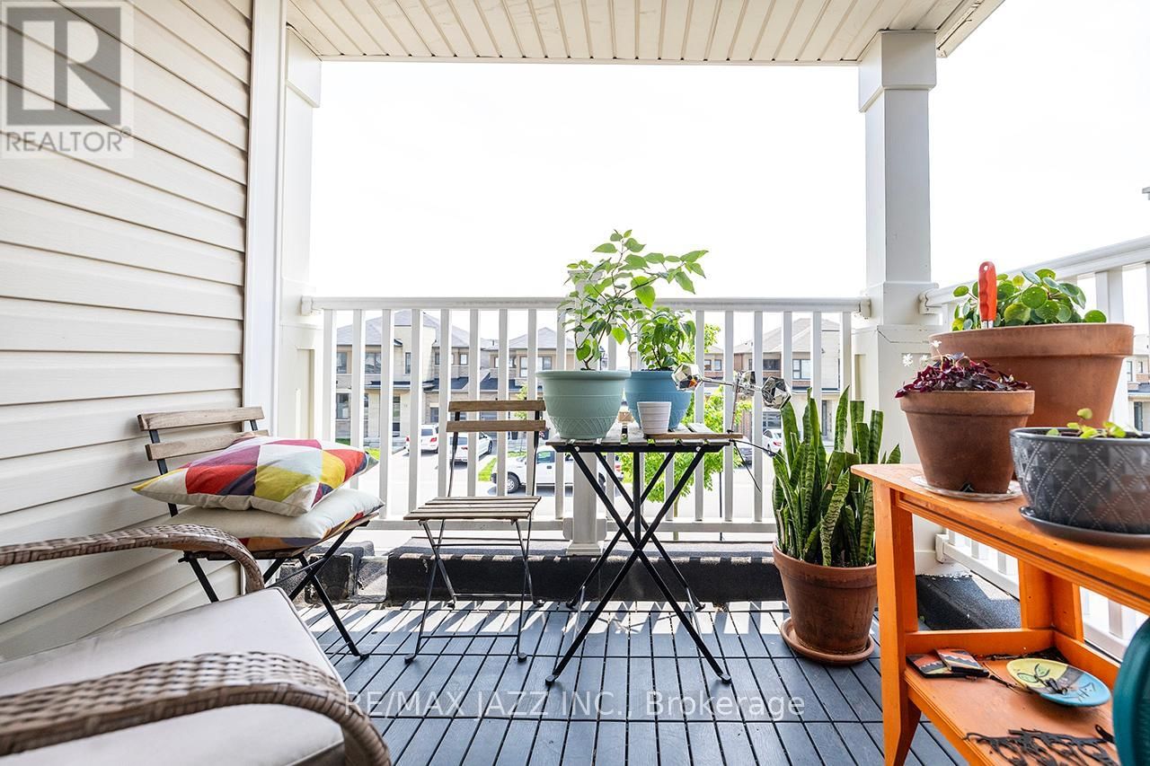 80 BARRISTER AVENUE Image 32