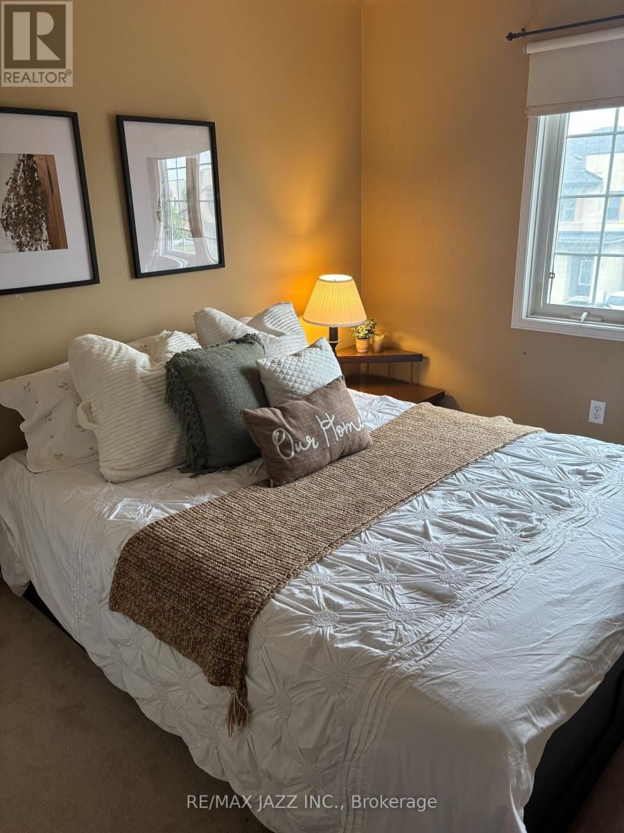 80 BARRISTER AVENUE Image 33
