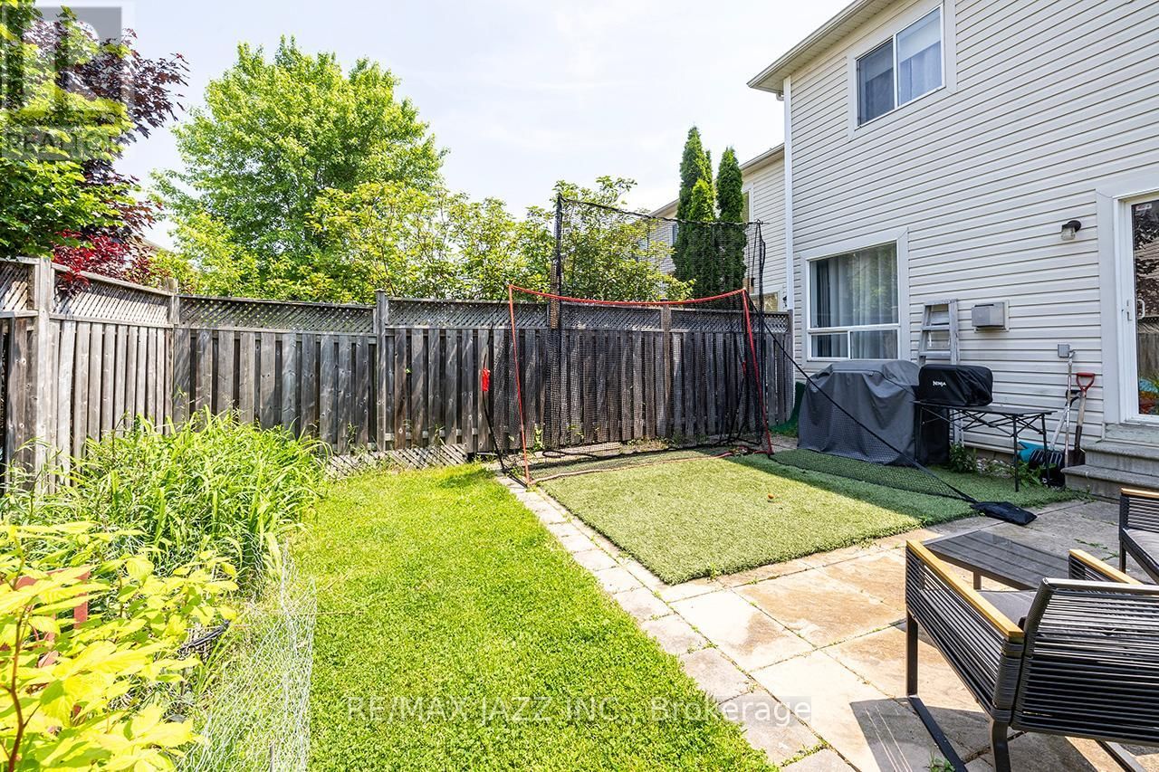 80 BARRISTER AVENUE Image 40