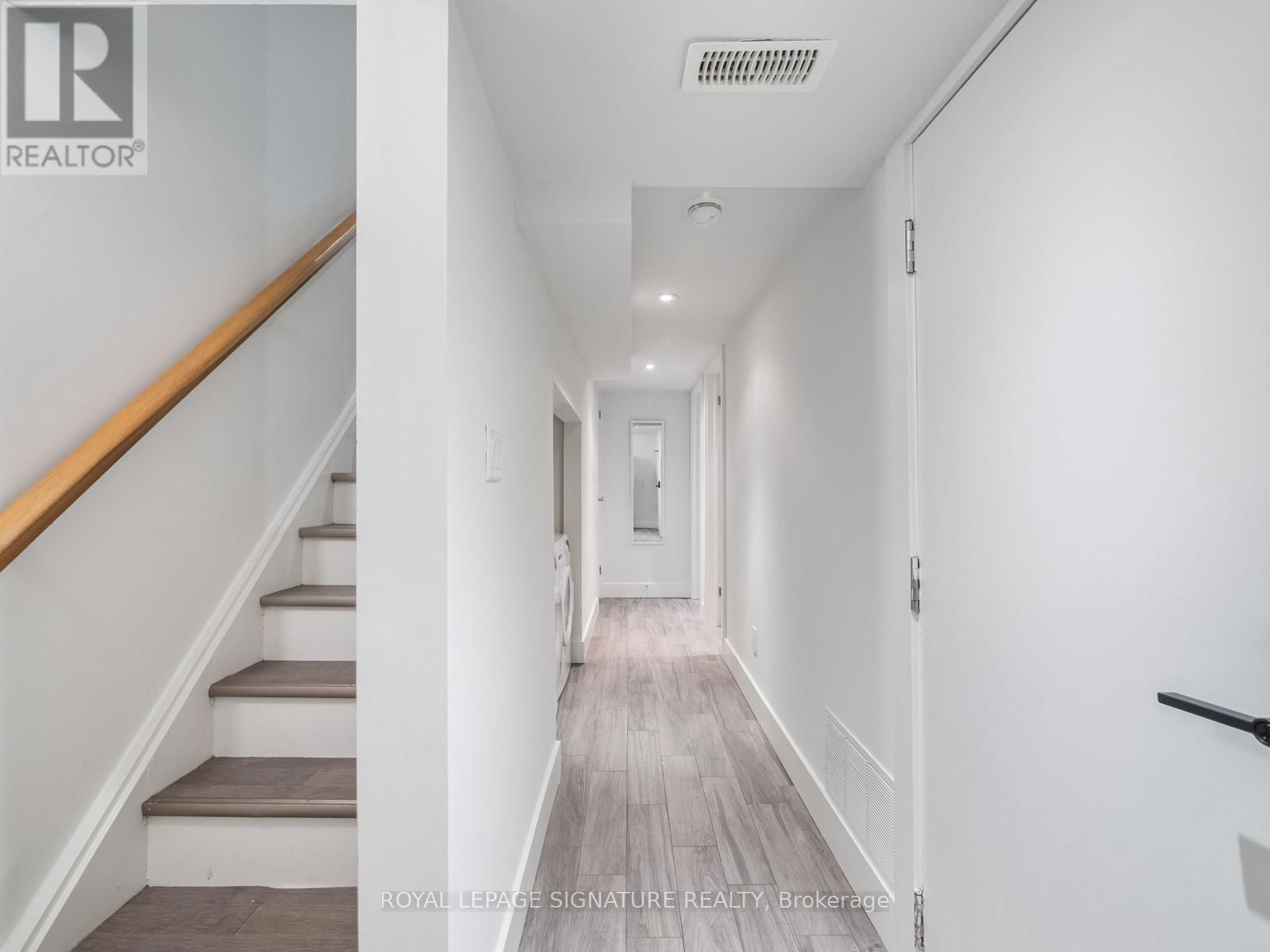 512 EASTERN AVENUE Image 22